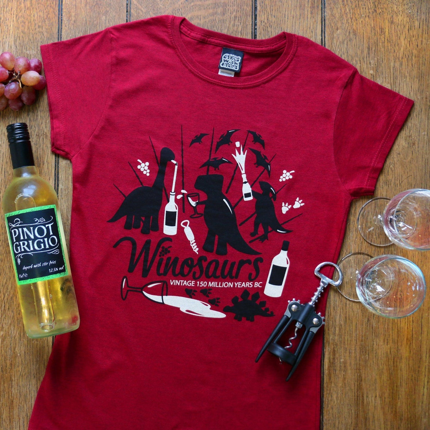 'WINOSAURS' Wine & Dinosaur Pun Tee - Funny Gift for Wine Lovers